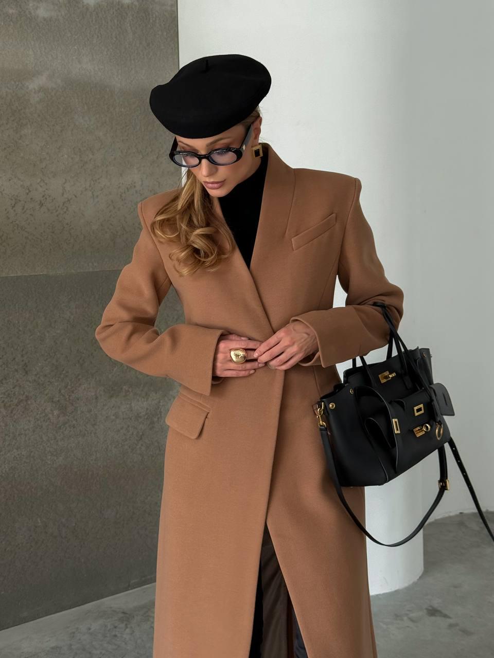 Long Cashmere Coat Womens Tailored Wool Coat Minimalist Fall Winter Outerwear Elegant City Style